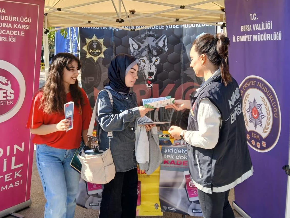 Narkotik Suçlarla Mücadele Şube Müdürlüğümüzce Eğitim, Bilgilendirme ve Farkındalık Faaliyetleri Gerçekleştirilmiştir.