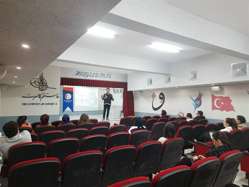 Narkotik Suçlarla Mücadele Şube Müdürlüğümüzce Eğitim, Bilgilendirme ve Farkındalık Faaliyetleri Gerçekleştirilmiştir.